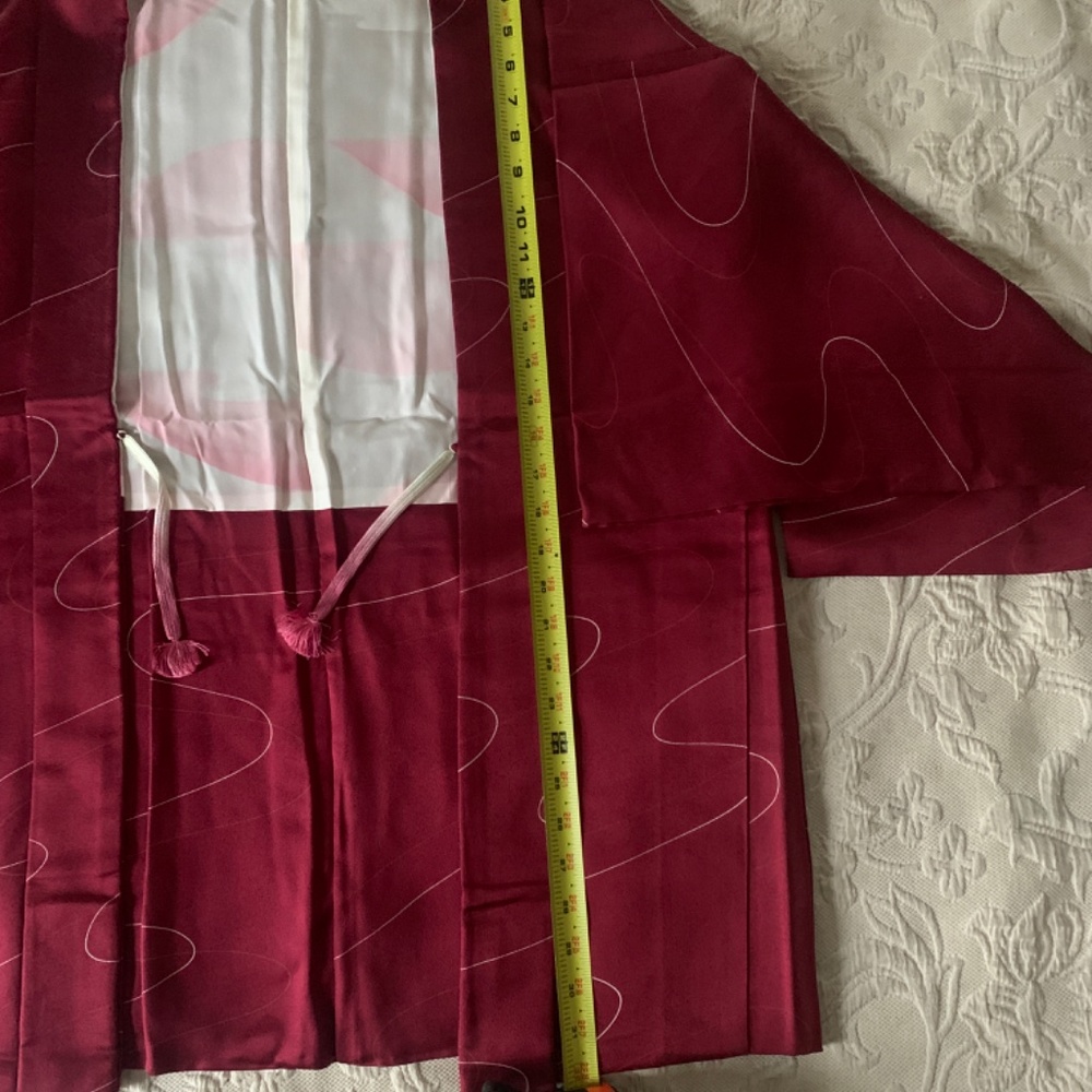 Japanese Kimono - Picture 3 of 4